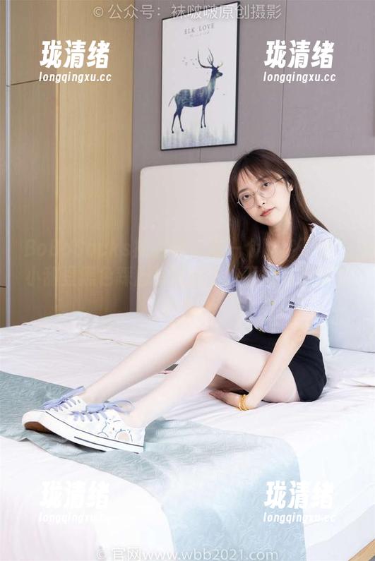BoBoSocks袜啵啵-小甜豆 BoBoSocks袜啵啵 - 怎一个酷字了得!小甜豆黑色踩脚裤配原图,下载方便即刻拥有!