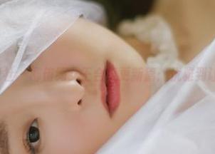 BoLoli菠萝社 – 柳侑绮女王合集更新篇：优雅到让你想鞠躬！