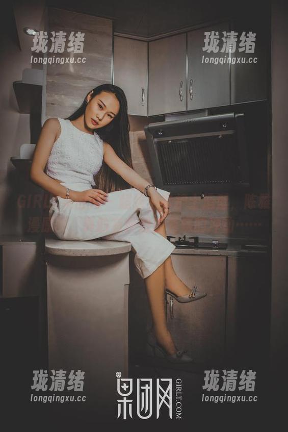 GIRLT果团网 - 超级全套护士造型，陈雅漫原图，真的有种想去看病的冲动……