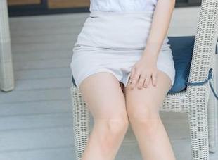 HuaYang花漾 – 这组图片，周于希的妹妹，私拍视角下不一样的俏皮！
