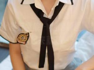 MFStar模范学院 – 翻翻原图，唐琪儿Beauty的JK拍起来就有一股青春的魅力