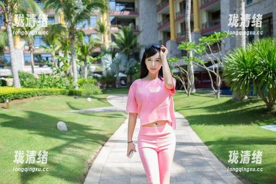 TuiGirl推女郎 - 谁说粉色只属于少女？何奕恋的高清套图试图打破偏见