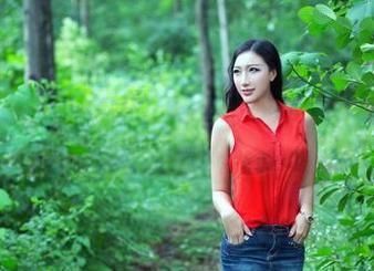 TuiGirl推女郎 – 重磅推荐：艾栗栗的吊带合集——这才叫不务正业的良心图包！