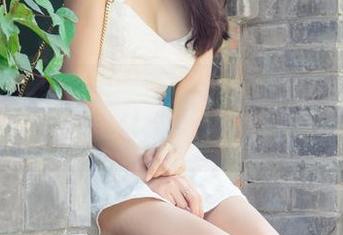 UGirls尤果网 – 曼苏拉娜的牛仔裤：哪里是重点？高清写真带你启发思路
