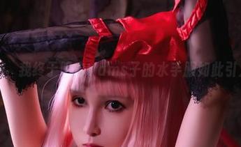 拿着图册，我终于明白Vams子的水手服如此引人遐想了