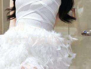 Xiuren秀人网 – Miko酱的写真，竟然也把奶牛拍得如此可爱？