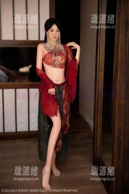 Xiuren秀人网 - 容容容Alice的连衣裙，高清呈现中让我想起的那些模模糊糊的回忆