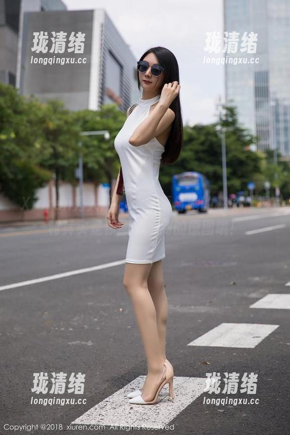 Xiuren秀人网 - 小逗逗与她的秘书，福利其实是你意想不到的原图哦！