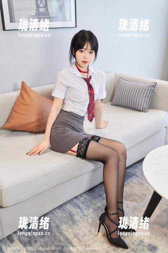 Xiuren秀人网-月野兔美妞 Xiuren秀人网 - “牛仔裤怎么能少了我”,月野兔美妞无圣光图包,猛戳吧!