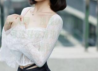 Xiuren秀人网 – 浅浅Danny与她的比基尼写真：可这是在海边吗，真像是个泳池派对！