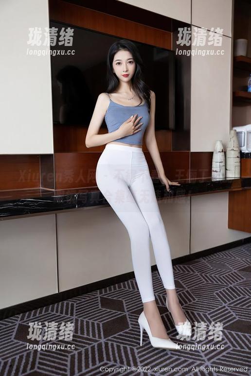 Xiuren秀人网 - 不得不看，王俪丁呀的眼镜写真合集毫无违和感！