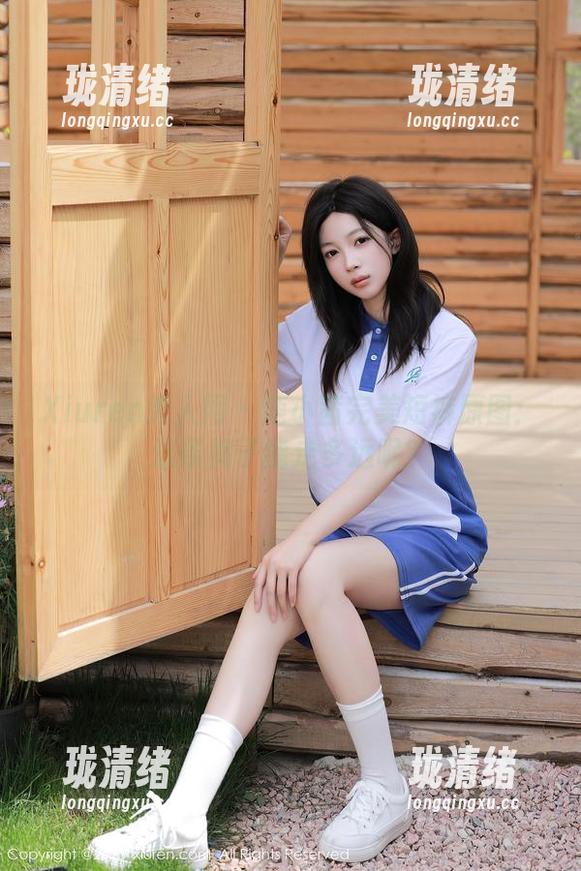 Xiuren秀人网 - 鹿小茜完美短裤原图：这条裤子能走多远呢？