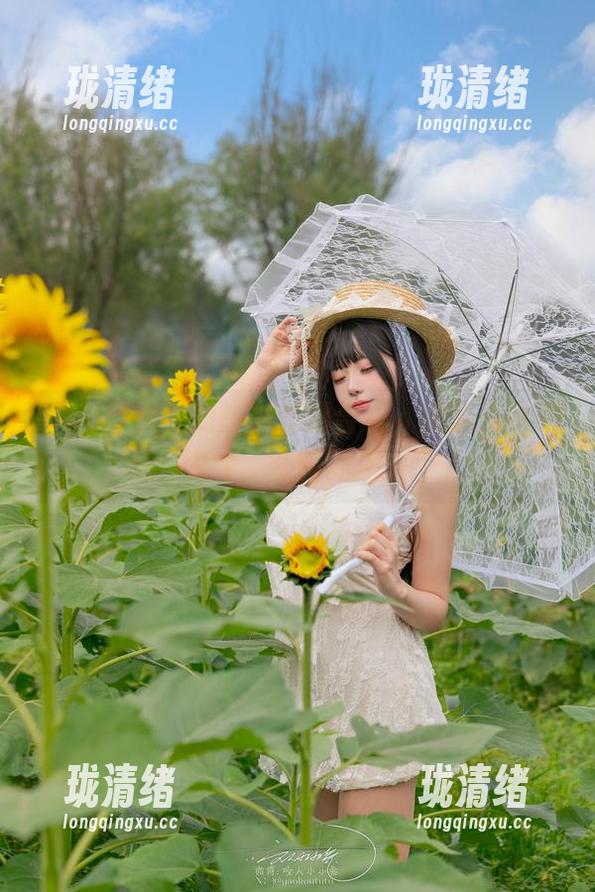 Yiko湿润兔的丝袜原图合集，难道我这是跑到某个...奇怪的地方了？