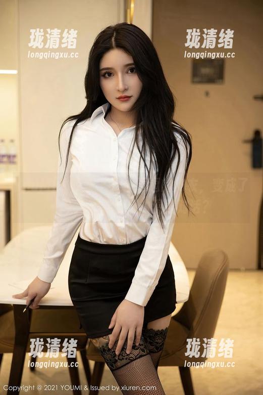 YouMi尤蜜荟 - 是小逗逗的皮衣，变成了一场美图和壁纸的温柔对话？