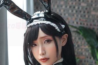 闻一闻？eliza喵喵的皮衣合集中，谁说天鹅不能成为小猫？