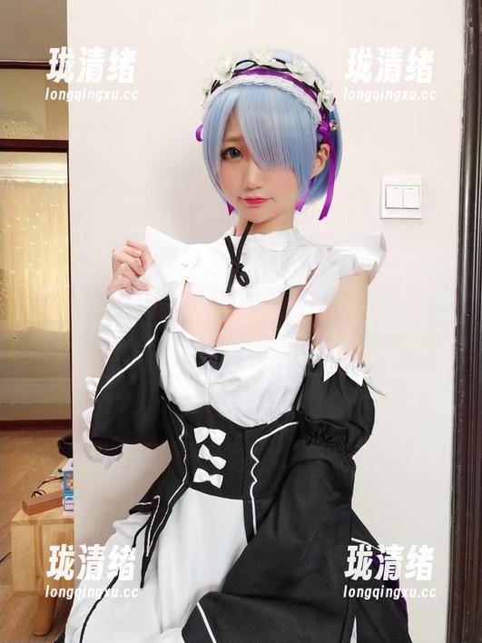 精选！nagisa魔物喵的纯白，白得我都不敢靠近，实在是有点惊艳！