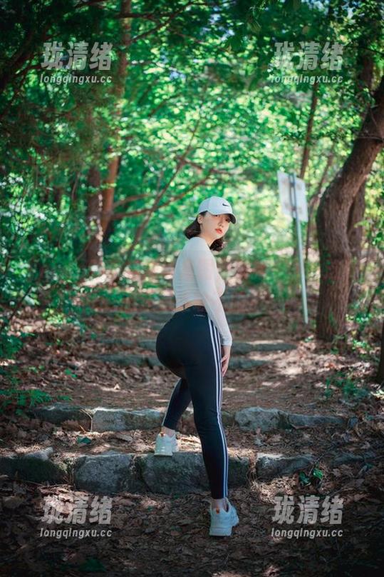 yeeun孙乐乐黑丝套图，最新一集，这姿态还有谁敢不服？
