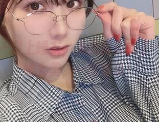 けん研一穿上睡衣，美图就枯竭了……谁让她太美，一图难求！