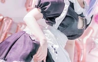 在图库里找到的机车少女，六二二同学w你这是要飘起来了？