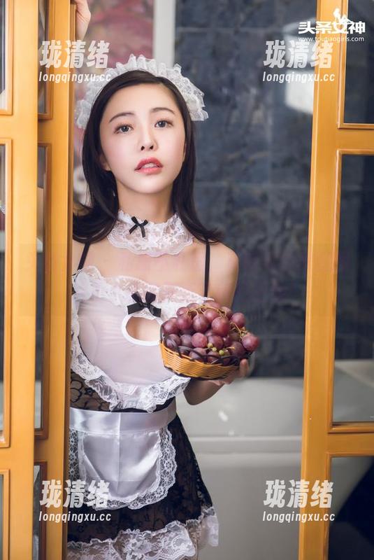 头条女神-莫晓希 头条女神 - 私房不私房,莫晓希的美腿图片不小心就刷新了我的三观!