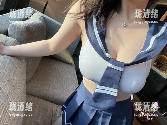微密圈 - 安妮yoo银丝合集：你以为我只关注外表？其实我在看摆姿势。