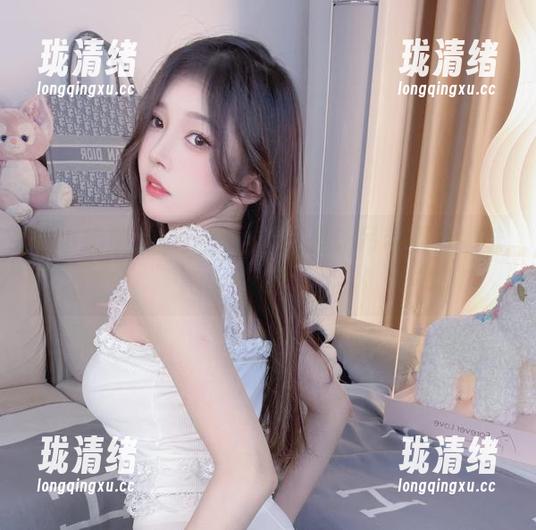 小小奶瓶儿的美图，不过是让吊带更有奶味儿！