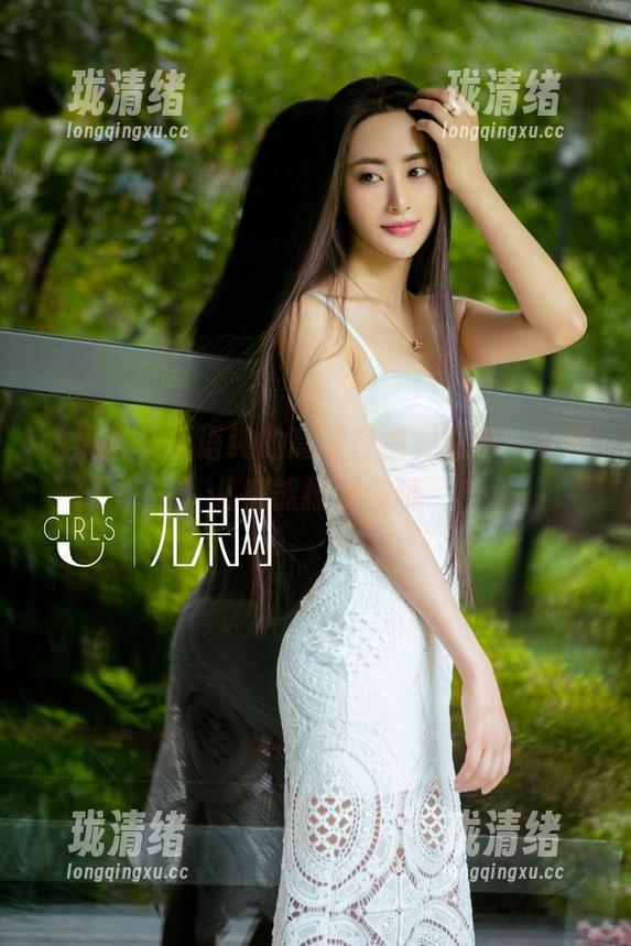 尤果网 - 王语纯的高跟鞋福利图包，走哪儿都能撩到你哦