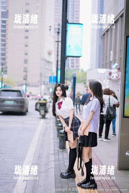 尤蜜荟 - SOLO-尹菲的最新写真，学妹气质果然一流，照片真让人惊艳啊！