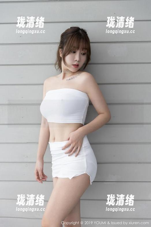 尤蜜荟 - 当周于希遇上定制裸足：一场赤诚的裸足派对