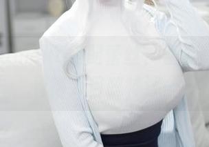 幼爱youmeko搭配蕾丝，整个高清套图看得人目眩神迷…