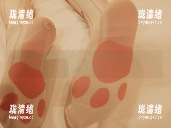 想要个公主抱 从民国走来的优雅,想要个公主抱放飞自我的春天,图库里随便下载!