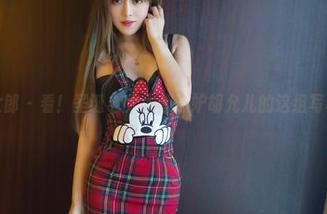 推女郎 – 看！圣诞老太太都嫉妒胡允儿的这组写真！