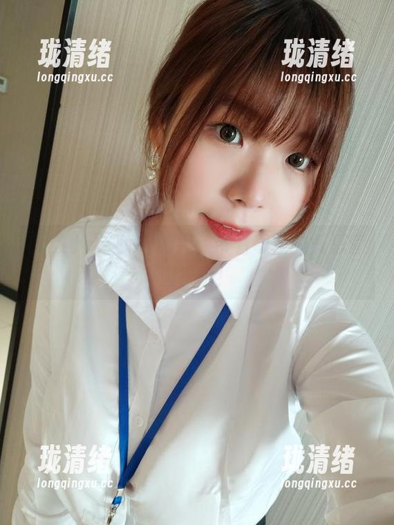 无颜小天使wy的绳，带着奇怪的气息套图来啦！