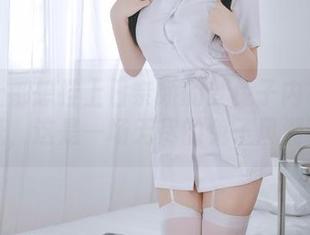 云朵上都想挂上日奈娇的梦兔子内衣高清壁纸，这是一场无尽的兔子风潮啊！