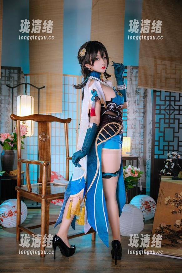 收集日奈娇的制服合集，一张一张，看得我都想去上学了！