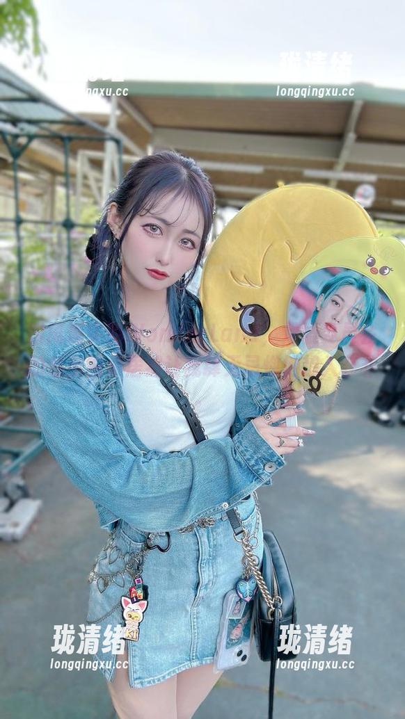 脱离现实的WonderLand，月城委员会的私房图集居然让我肆无忌惮地想入非非。