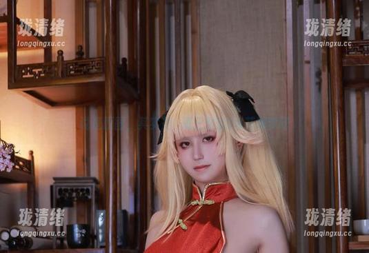说是原图，其实是桜满三时的2B花嫁梦呓
