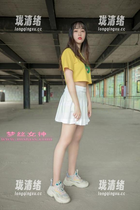 梦丝女神 - 来瞅瞅王娇娇的天台日常，JK少女美图，下载前请自备清心作用。