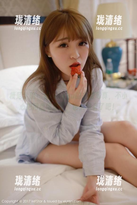 模范学院-lingyu69 模范学院 - 看Lingyu的白裙写真,不小心把网盘填爆了,也太好看了吧!