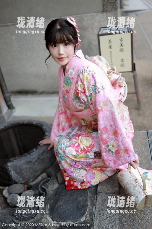 模范学院 - 记得找到春风，南晓梦定制空姐的搞怪画像