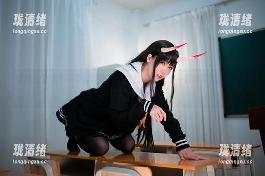 谁能想到流年不停w的写真能让我脑洞大开—佩可莉姆这身泳装太冲击了吧！