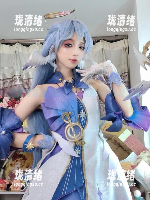 长腿写真里的狐玖玖，原图也足以让人忘了时间