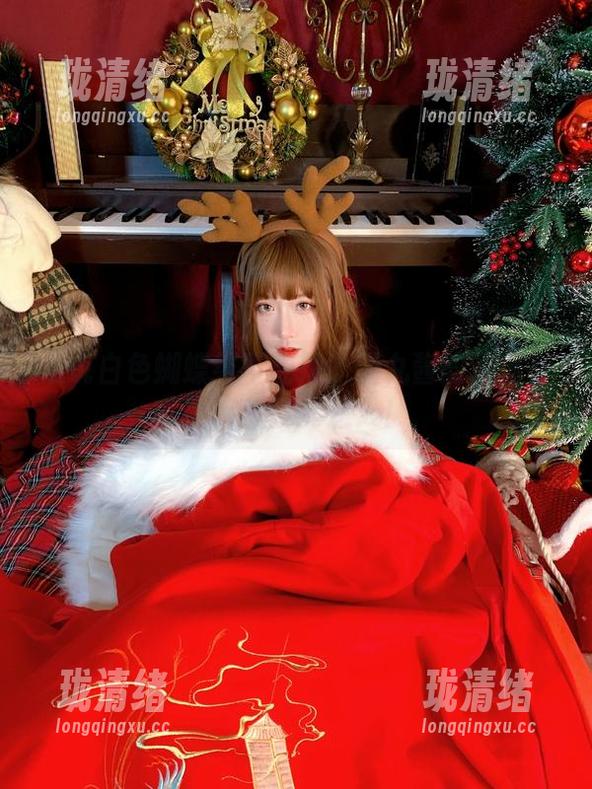 谁说白色蝴蝶结不能辣？猫九酱的写真在图库里就要逆天！
