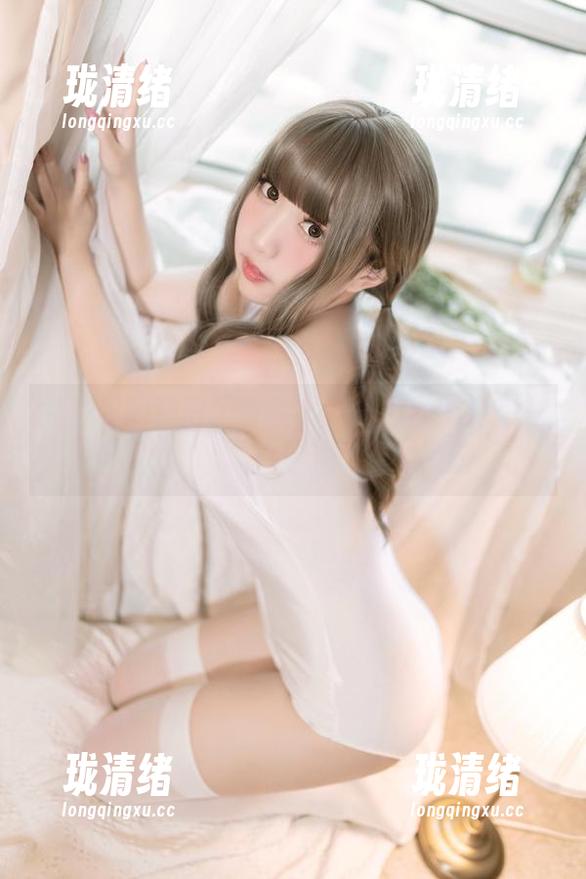 照片里的猫田圣奈奈，谁说恶魔不能有些可爱呢？