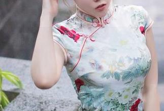 秀人网 – 厨娘模式开了，九尾Ivy美图更新总让人想多看几眼！