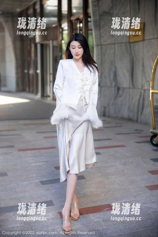 秀人网 - 兔妹妹和她的和服，和无圣光的完美相遇！