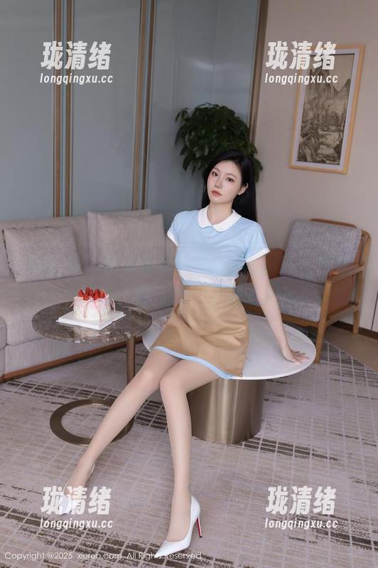 秀人网 - 秘书如梦，美昕Yumi在图库里等你，别犹豫，下载去吧！