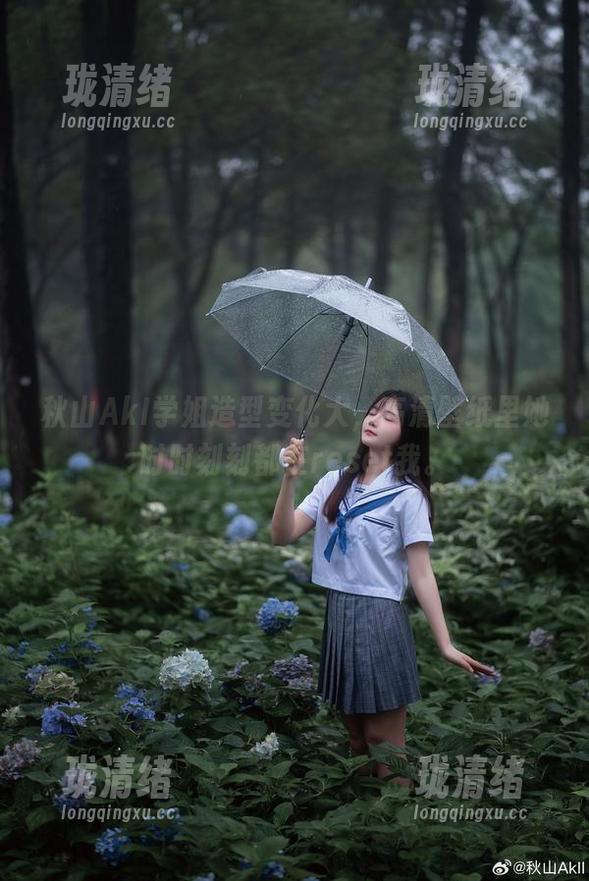 秋山AkI学姐造型变化大，高清壁纸里她时时刻刻都在reset我。
