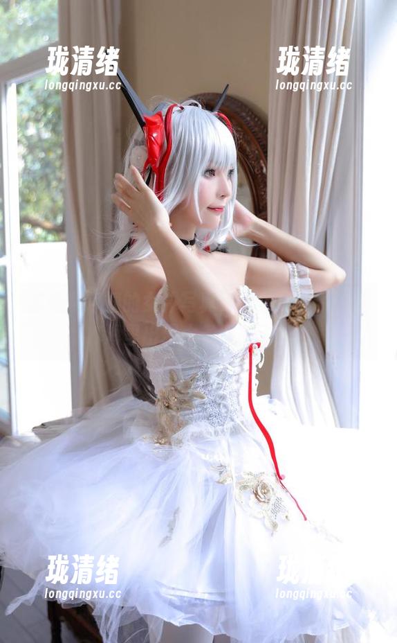 苏嫣嫣阿姨的女仆写真，我也是醉了，脑海里出现太多联想了。