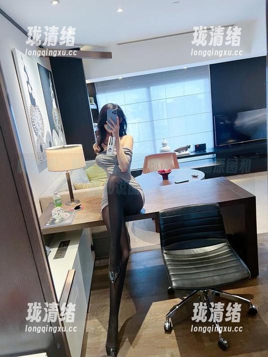 微密圈 - 葛征在家不只是宅，翻翻原图和图册说的可多了